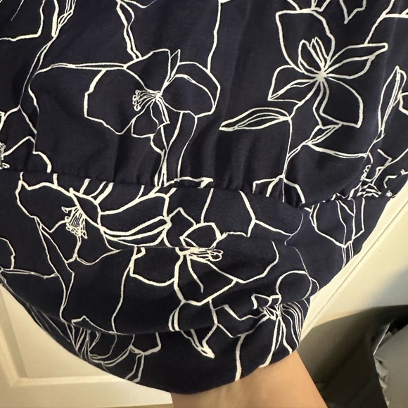 Chico’s Touch of Cool Floral Banded Hem Top Women’s Size 2XL Stretch Knit Dolman - Picture 3 of 6